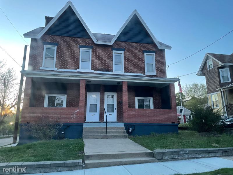 Foto principal - 3 br, 1 bath Townhome - 429 library ave