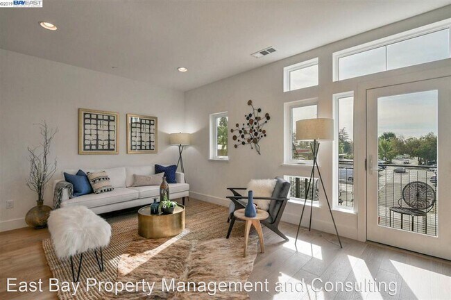 Foto del edificio - 4 br, 4 bath House - 39128 Memorial St.