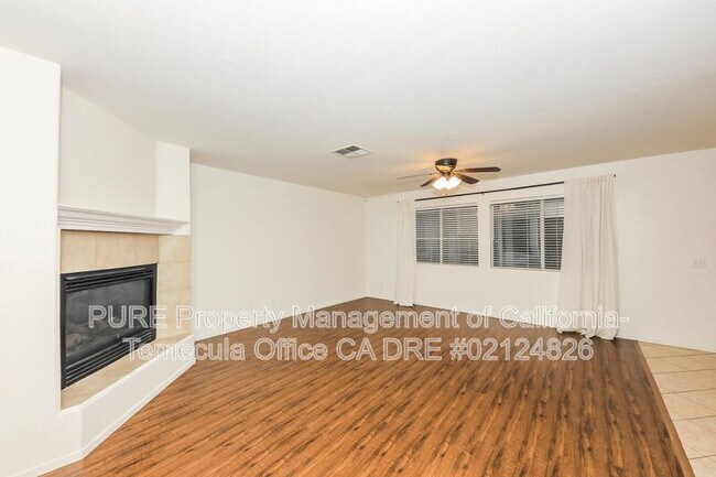 Foto del edificio - 37993 Greenleaf Pl