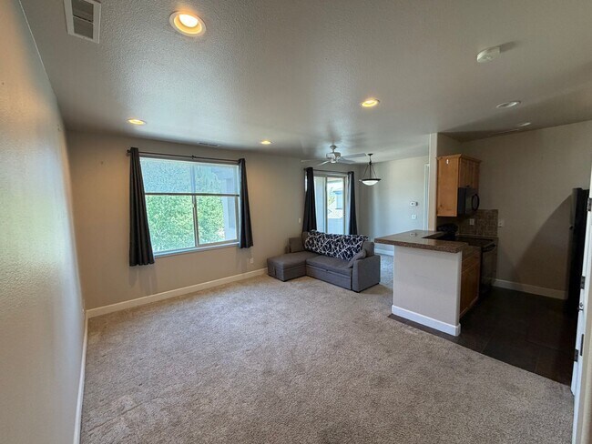 Foto del edificio - 3678 Warren Way