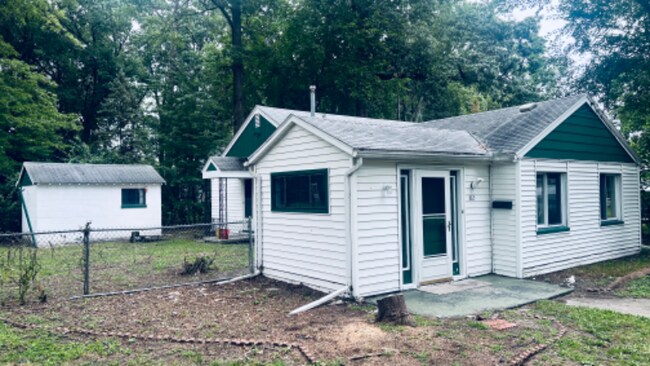 Building Photo - 312 Hayes Rd