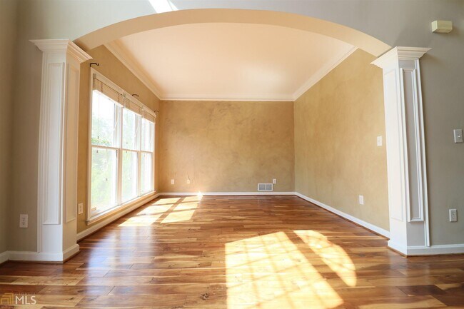 Foto del edificio - 12525 Magnolia Cir