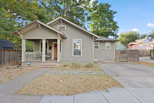 Building Photo - 57 Waller St