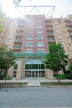 Building Photo - 100 N Hermitage Ave