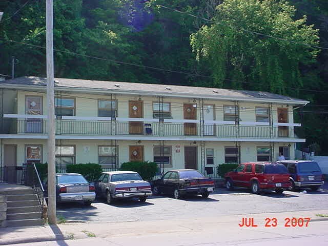 Primary Photo - 2565 Central Ave