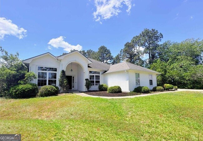 Building Photo - 100 Camellia Dr