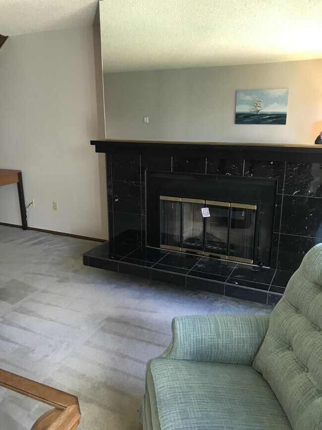 Foto del edificio - 145 NW 33rd St