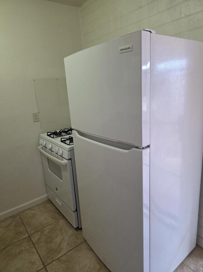 Photo - 2013 W Encanto Blvd Apartment