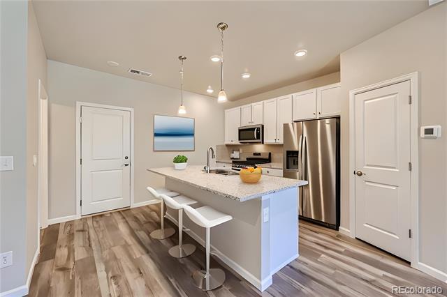 Building Photo - 477 Millwall Cir