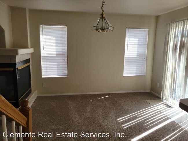 Building Photo - 4 br, 4 bath House - 2392 Pinyon Jay Drive