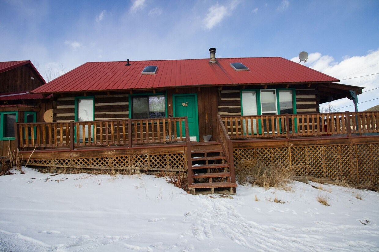 Primary Photo - 1bed + Loft Main St Alma!
