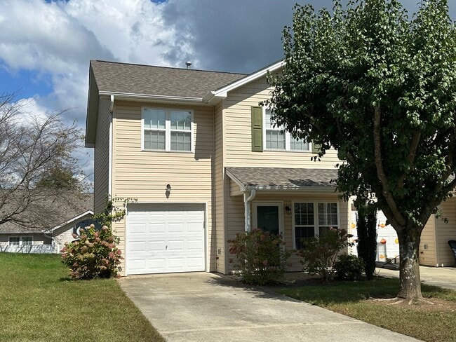 Building Photo - 57 Lilac Fields Way