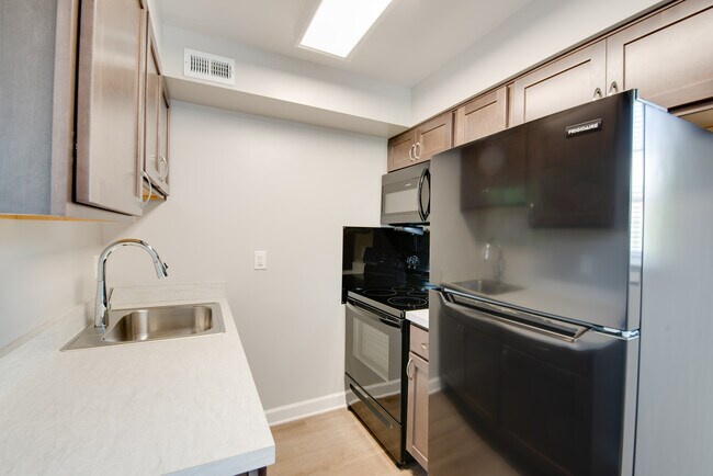 Foto del edificio - Villages of East River