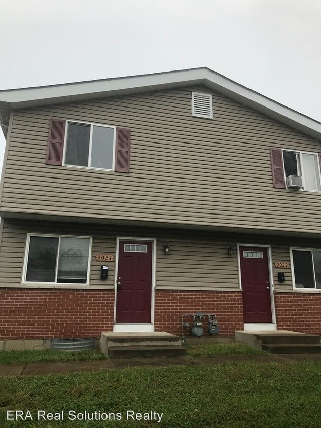 Primary Photo - 2022 Grasmere Ave