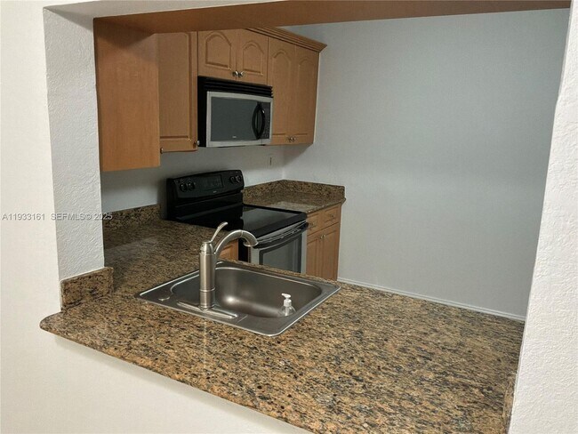 Foto del edificio - 6051 10th Ave N