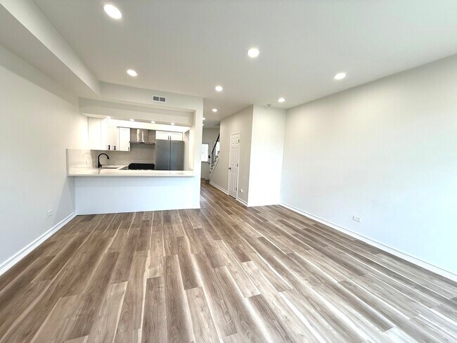 Foto del edificio - 7825 Darien Lakes Dr