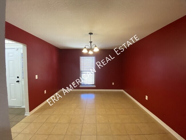 Building Photo - 8466 Island Dr
