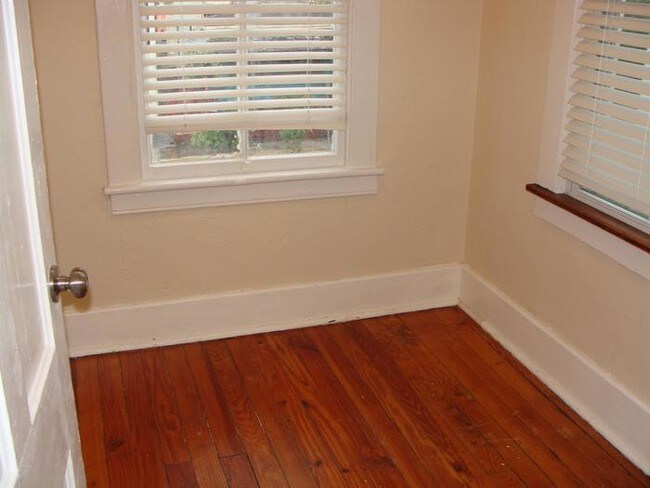 Foto del edificio - 530 E 35th St