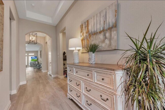 Foto del edificio - 2333 Mayfield Trail Ct