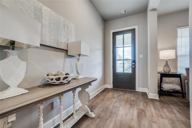 Building Photo - "Lovely 3-Bedroom, 2.5-Bath Home with Gourmet Kitchen and Inviting Indoor-Outdoor Living!"