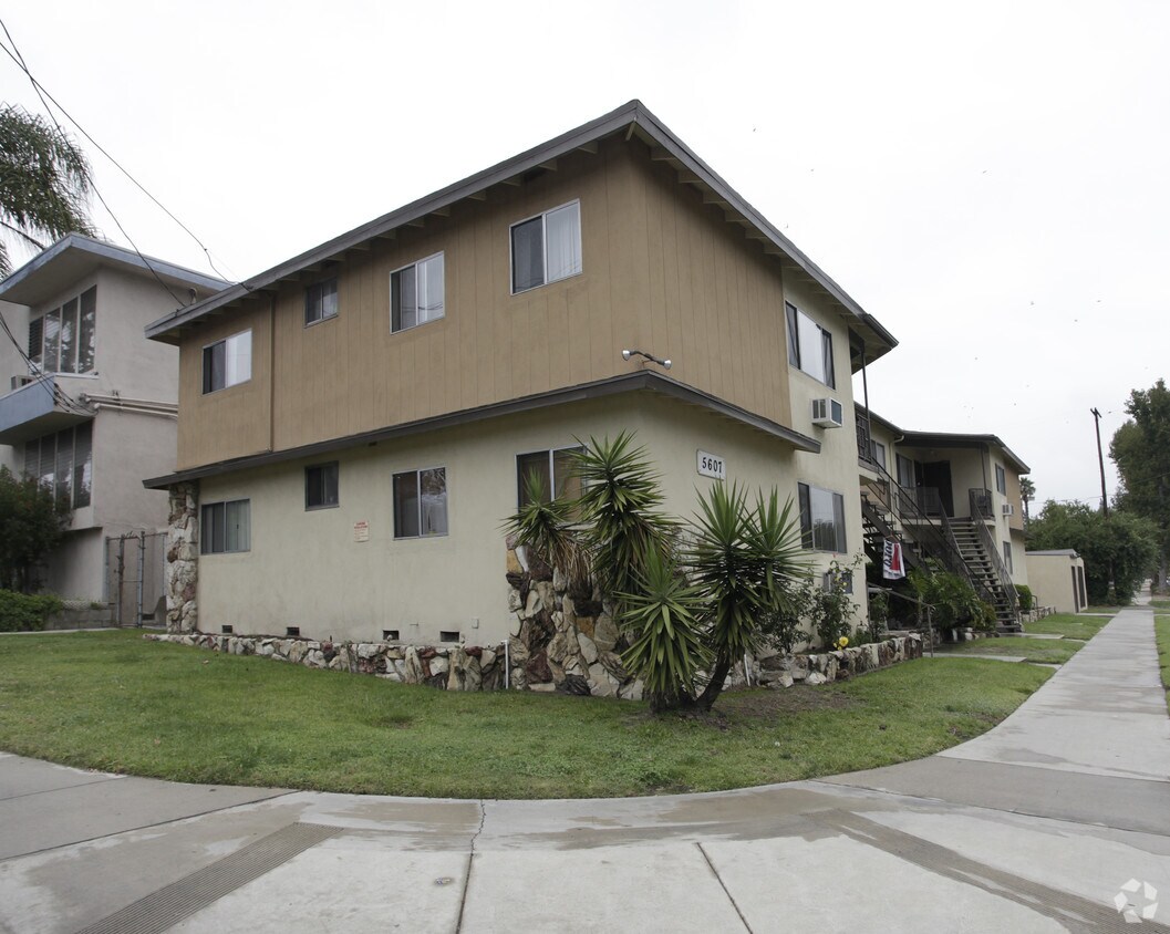 Building Photo - 5607 Corteen Pl