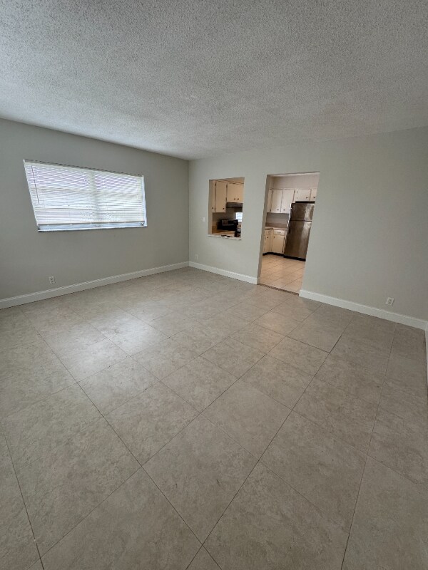 Foto principal - 5410 NE 22nd Terrace