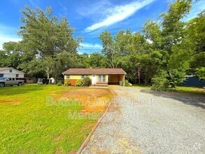 Building Photo - 409 Olin Dr