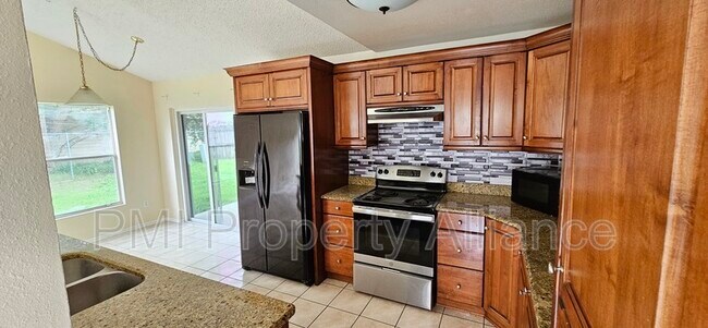 Building Photo - 118 Coral Reef Cir