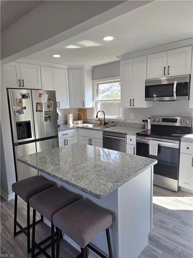 Foto del edificio - 1853 Springwood St