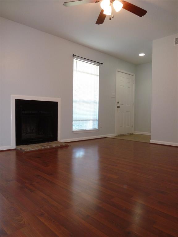 Building Photo - 3303 W Greenridge Dr