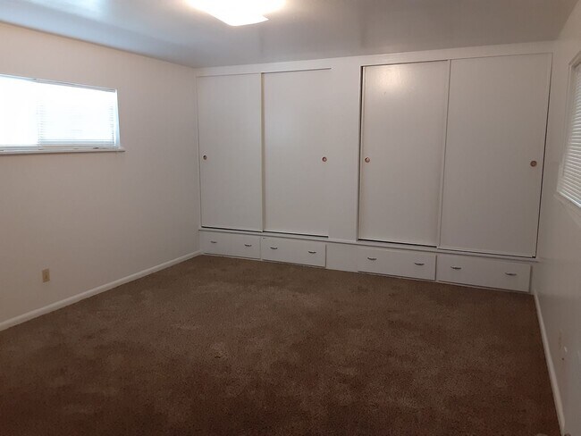 Foto del edificio - Triple J Properties-PM#025-0249-5015