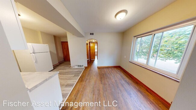 Foto del edificio - 1 br, 1 bath Apartment - 4186 Ridge Rd. 41...