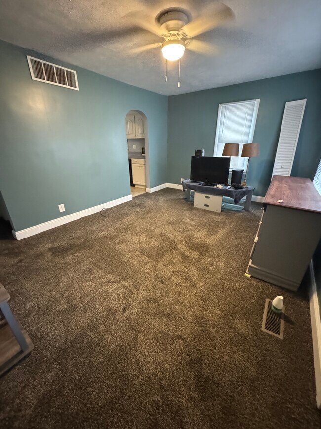 Foto del edificio - 2229 Margybeth Ave