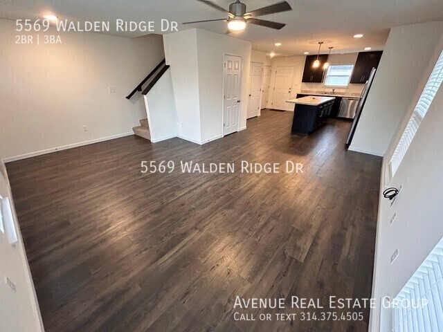 Foto del edificio - Modern 2-Bed Townhome in Walden Ridge – Ac...