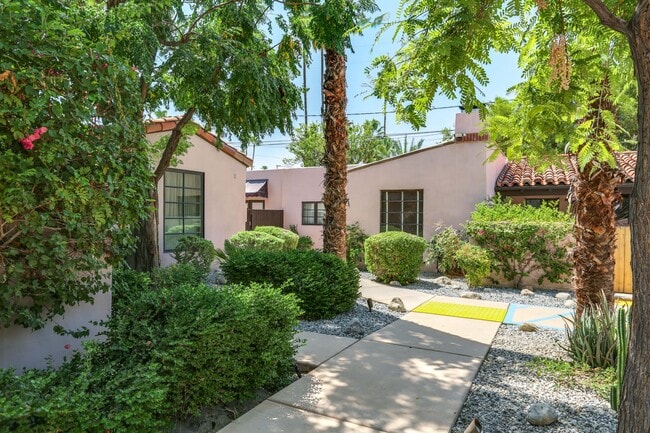 Building Photo - 133 Ocotillo Ave