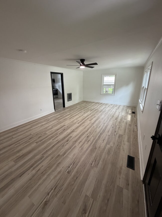 Building Photo - 7204 TN-76
