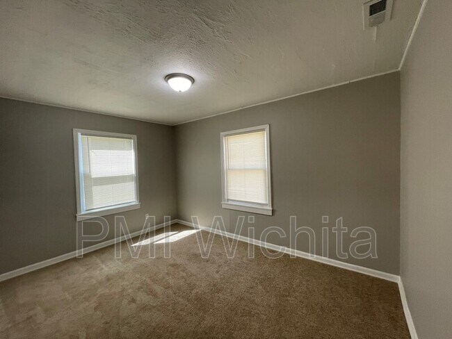 Foto del edificio - 521 N Florence St