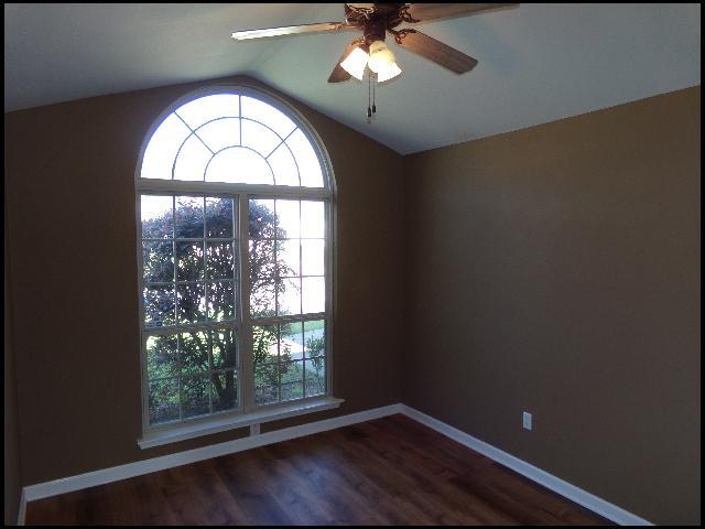Building Photo - 13498 Alexis Dr