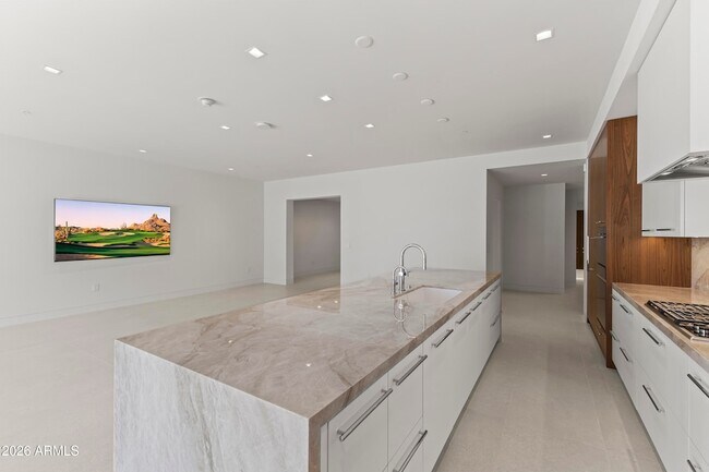 Foto del edificio - 6587 N Palmeraie Blvd