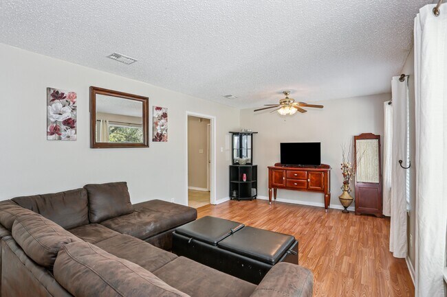 Foto del edificio - Sebulon Waycross