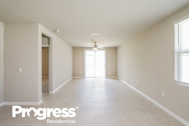 Foto del edificio - 1030 Oak Vly Dr