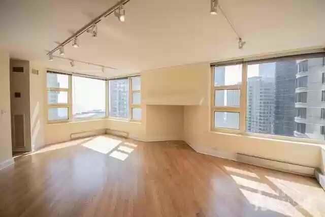 Foto del edificio - 401 E Ontario St