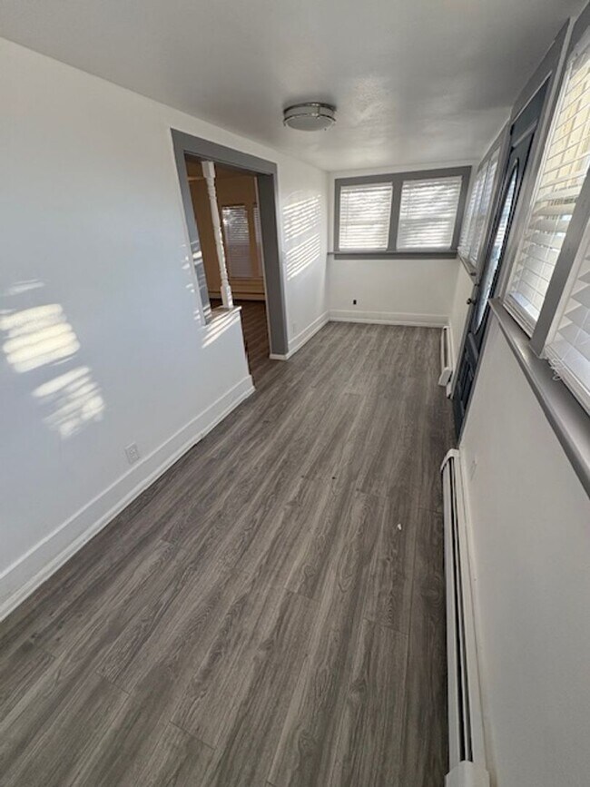 Building Photo - 1904 Glenn St