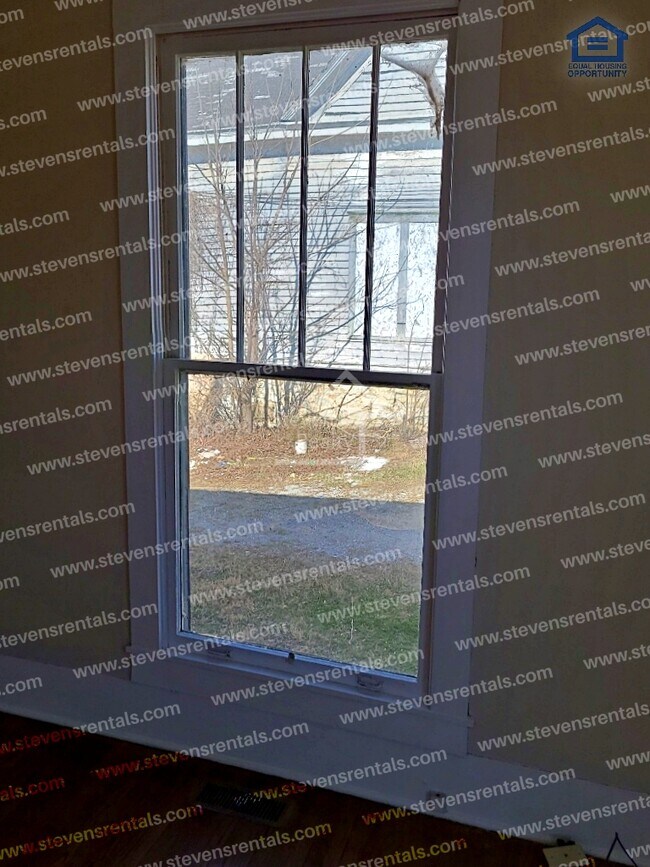 Foto del edificio - 111 N Main St