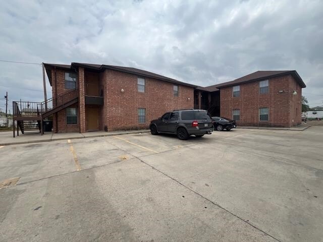 Foto principal - 1001 E Travis St