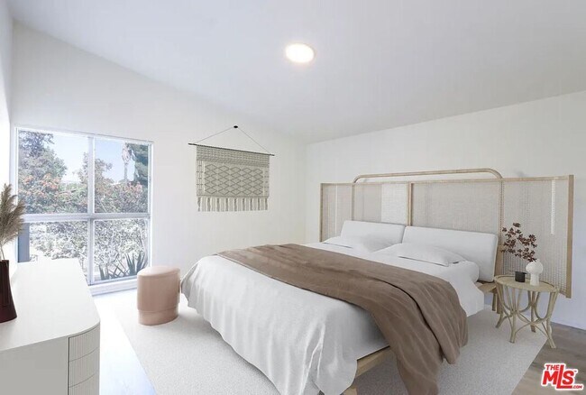 Foto del edificio - 12958 Valleyheart Dr