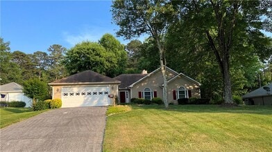 Building Photo - 995 Old Spring Way NE