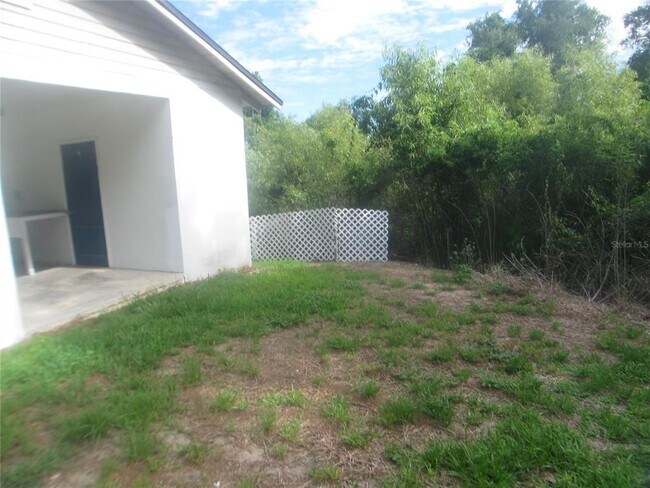 Foto del edificio - 4847 Eagles Nest Rd
