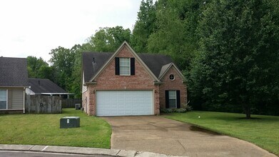 Building Photo - 12604 Fox Run Dr