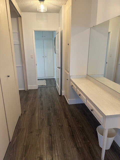 pasillo del dormitorio principal - 930 3rd St